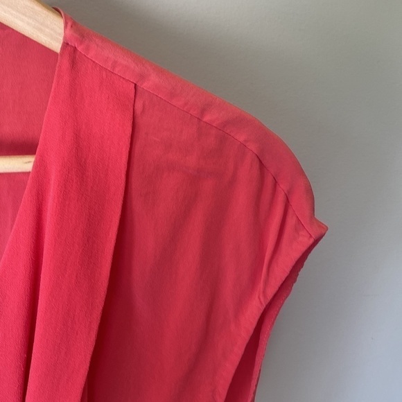 ARITZIA Wilfred silk vneck pink blouse - Picture 9 of 13